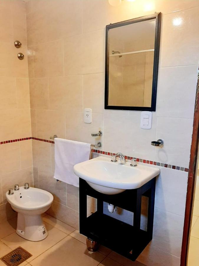 Matices Hostel El Calafate Zimmer foto